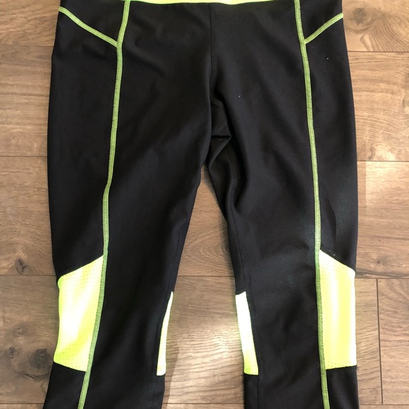 ‼️NWT Exersion Fitted Cropped Yoga Pants SZ M - Picture 5 of 7